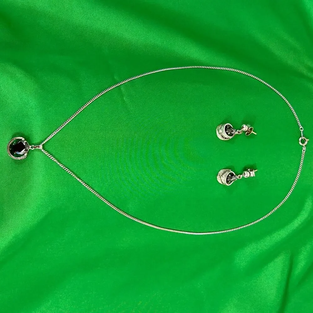 925 Silver Pendant Necklace and Earring Set Silver Black 18
